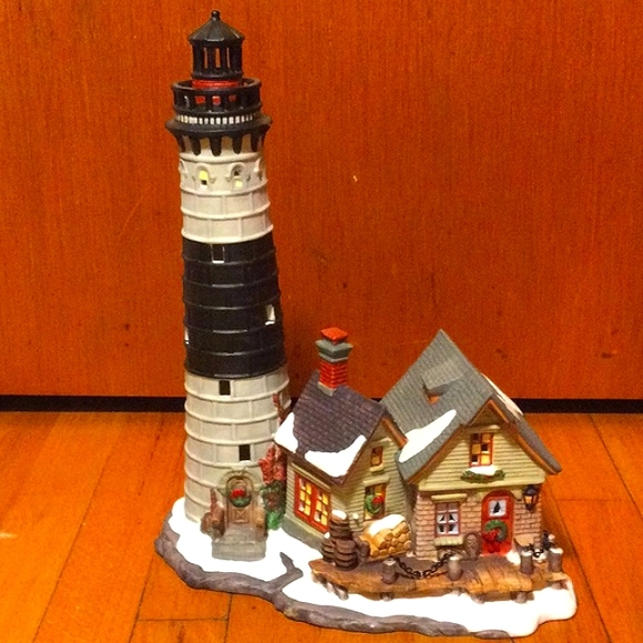 🎅 - Vintage Santa’s Workbench Fort Augusta Lighthouse - Picture 13 of 13